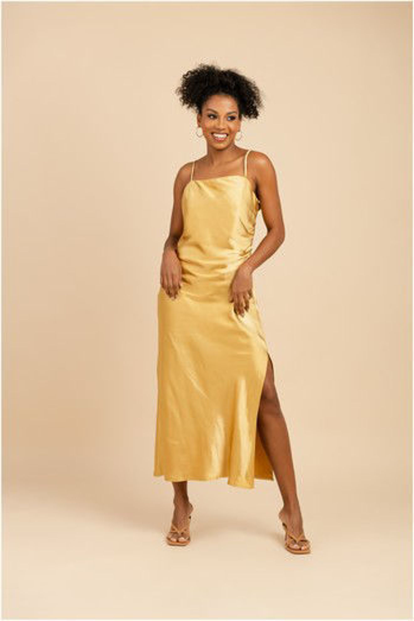 Imagen de Vestido Tirante Satin                                                              (Exclusivo Pagina)