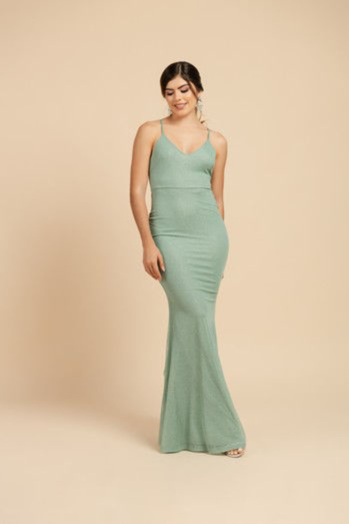 Imagen de Ruffle Back Glitter Maxi Dress (Exclusivo Página)