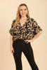 Imagen de Blusa Animal Print Cuello V   (Exclusiva Pagina)