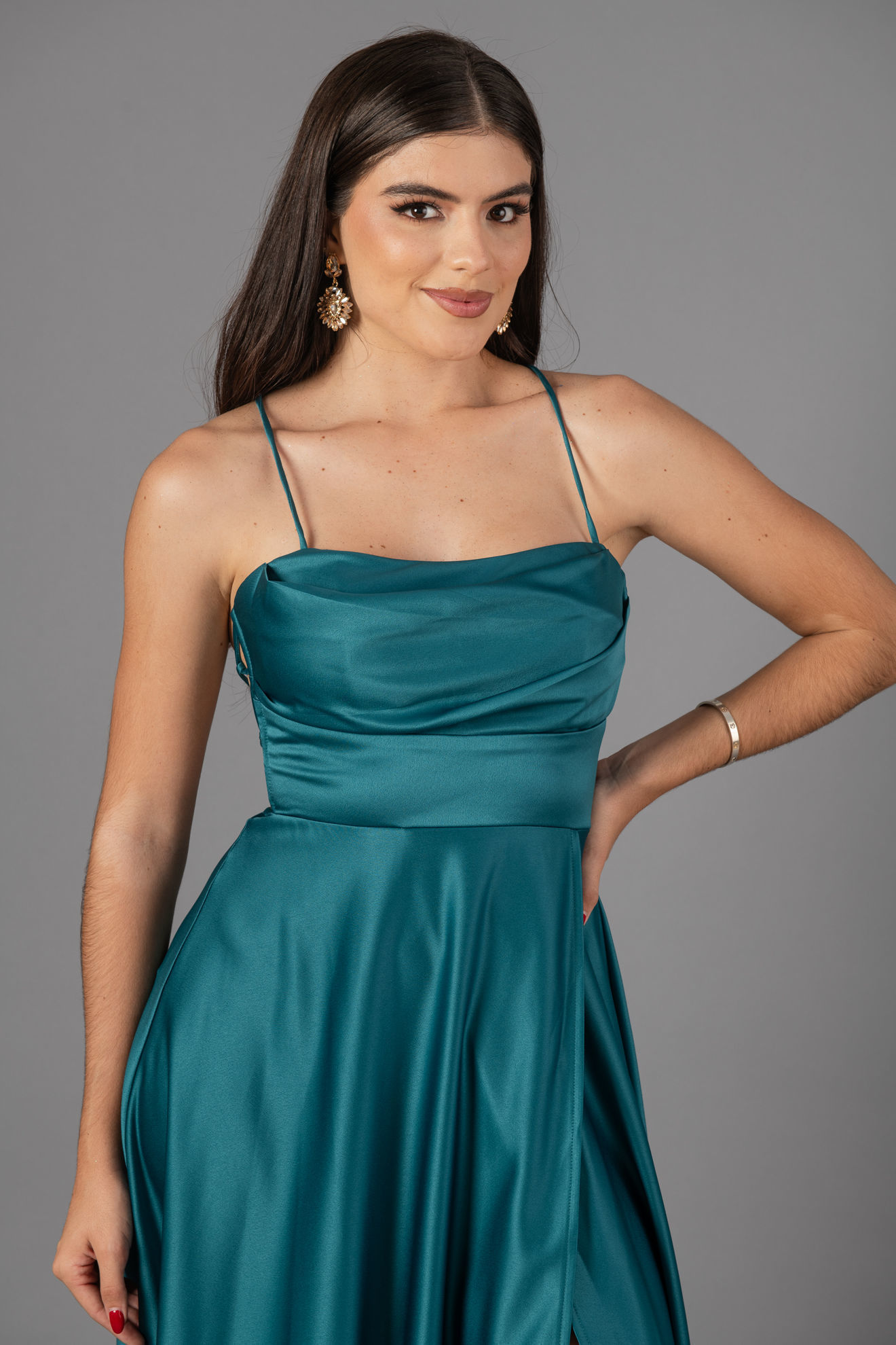 Tasha Vestido Maxi Halter con Espalda Descubierta y Detalles Huecos main image 1