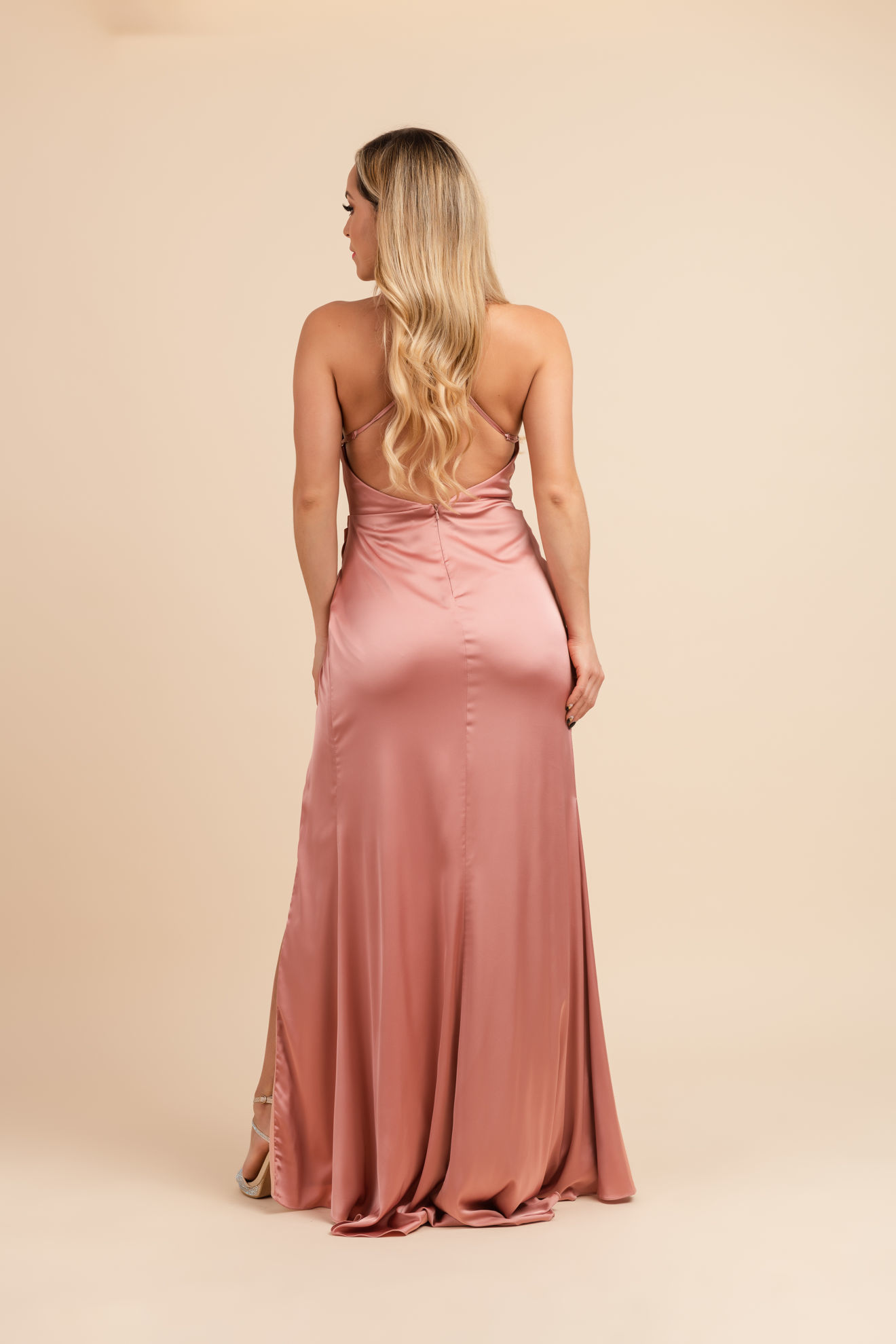Vestido maxi de chiffon con tirantes dobles y cruzados en la espalda Azul Royal Tallas Grandes
