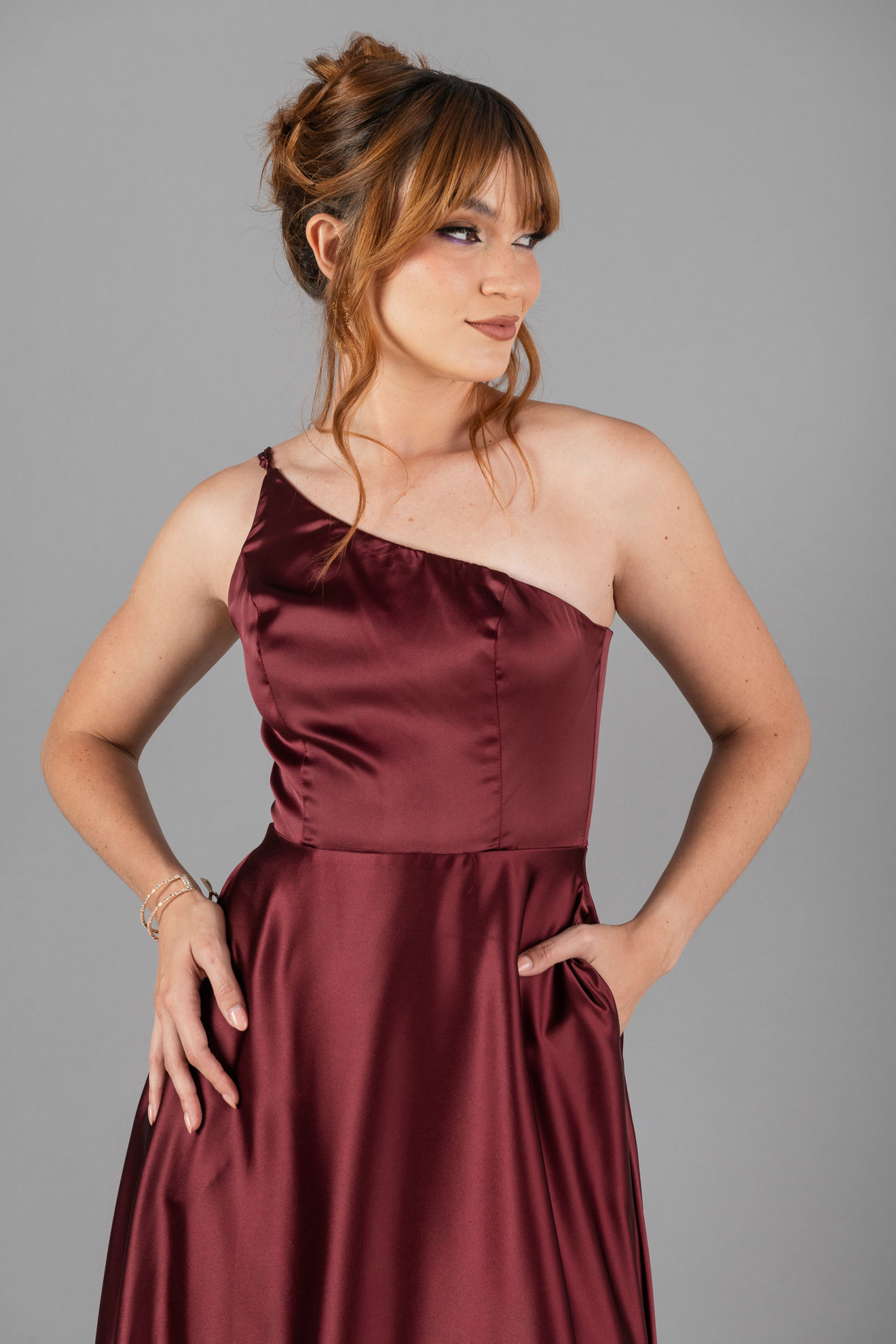 Imagen de Maxi Dress Satin Un Hombro