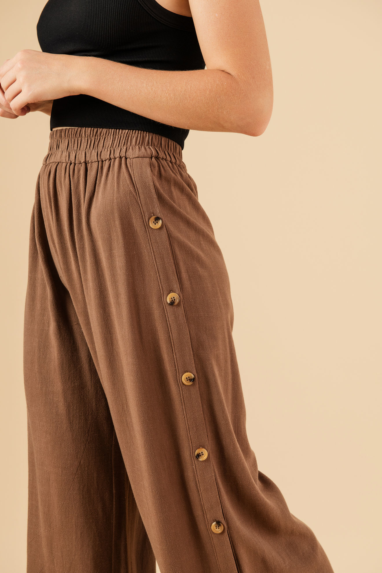 Imagen de Pantalon Rayon,Detalle Botones