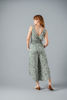 Imagen de Jumpsuit En Rayon Estampado Cuello V