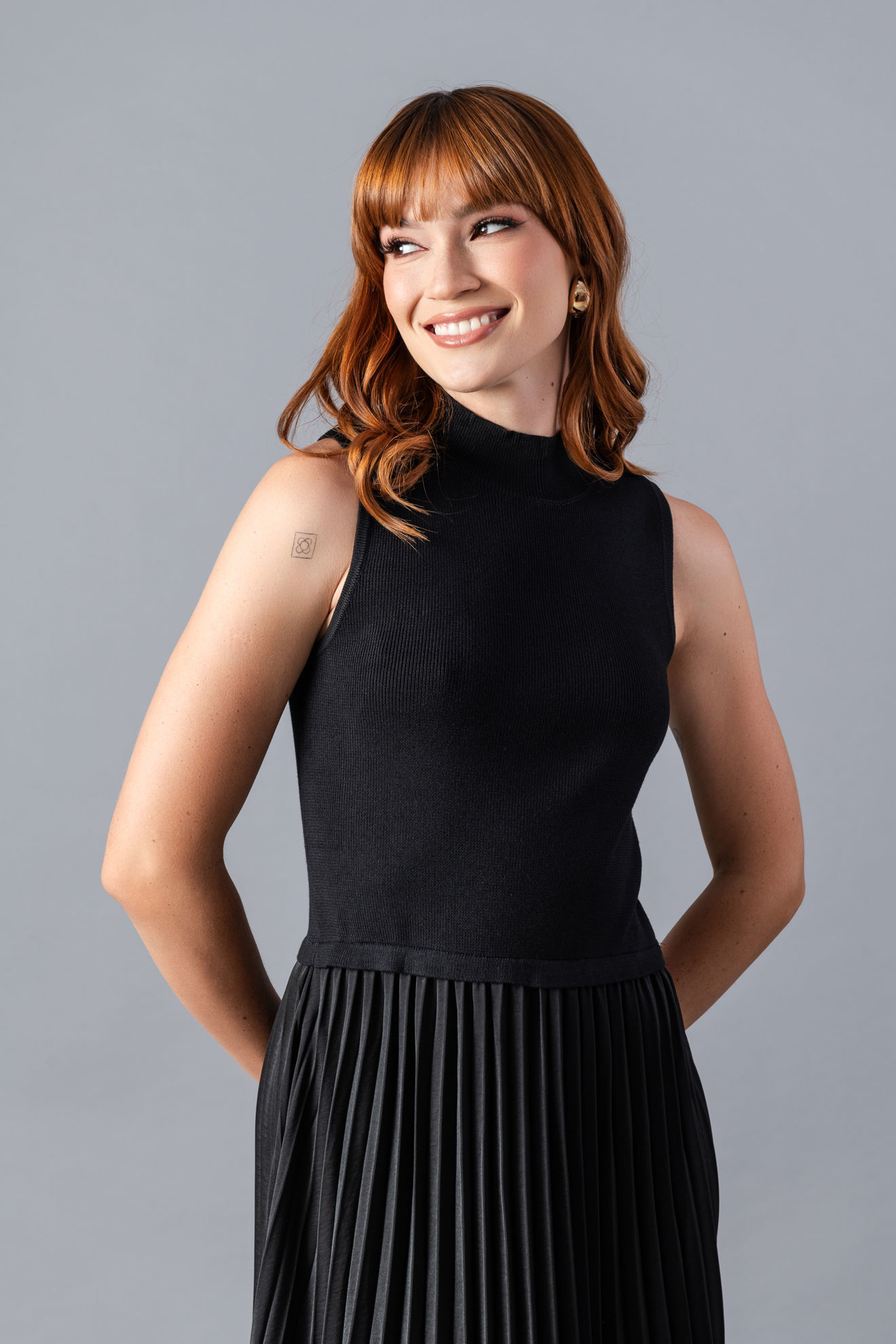 Imagen de Vestido Cuello Alto Plisado
