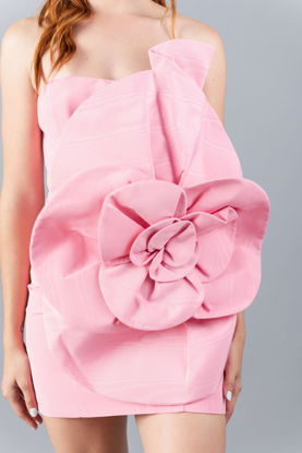 Imagen de Vestido Straple, Detalle  Flor En Relieve      (Exclusivo Pagina)