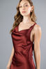 Imagen de Vestido En Satin Detalle Espalda