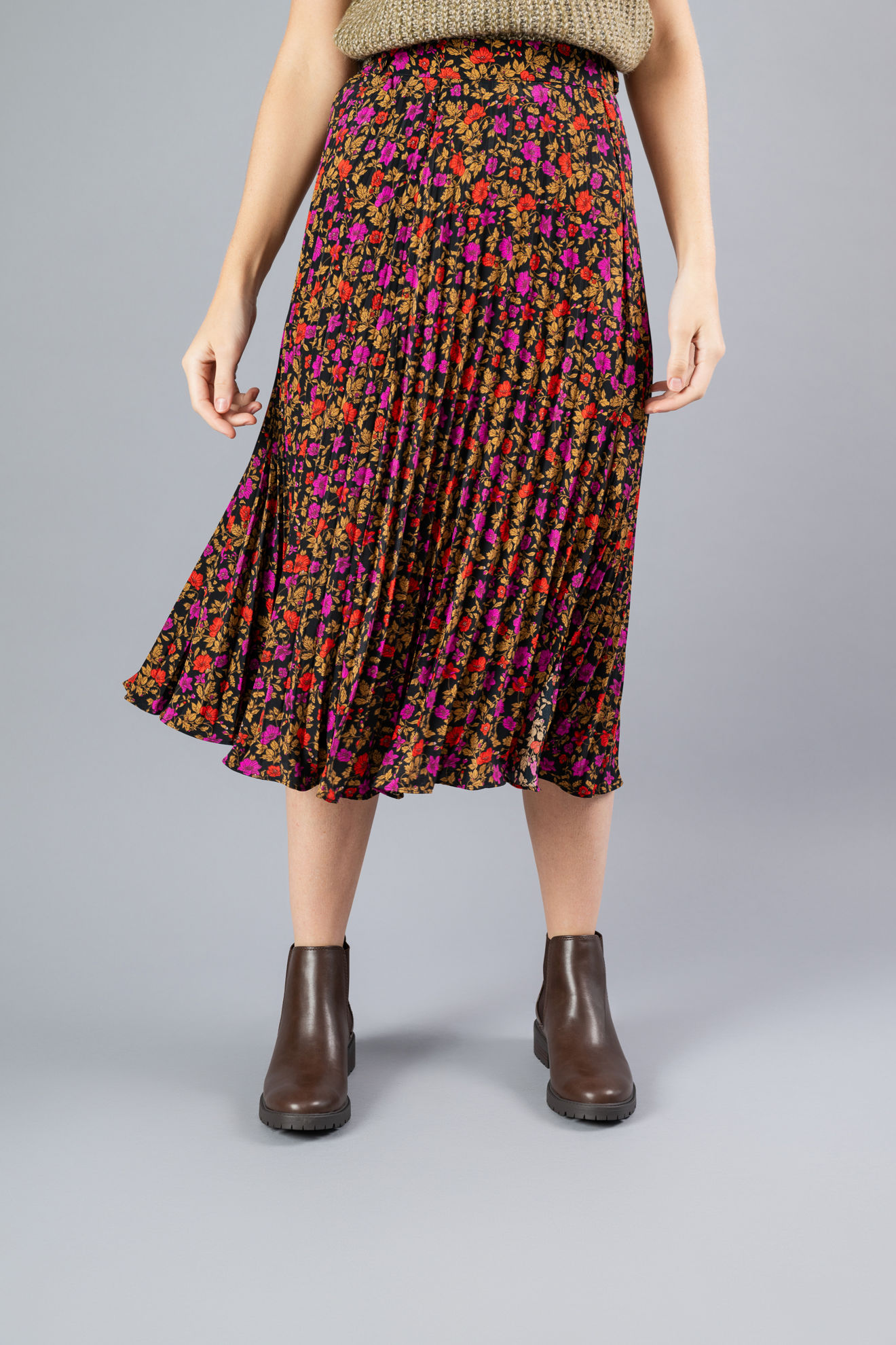 Black/Magenta