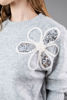 Imagen de Sweater Detalle Flor Lentejuelas