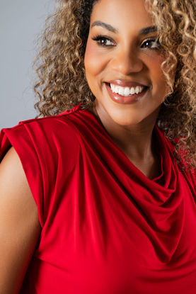 Imagen de Blusa Cuello Bobo Hombreras.      (Exclusivo Pagina)