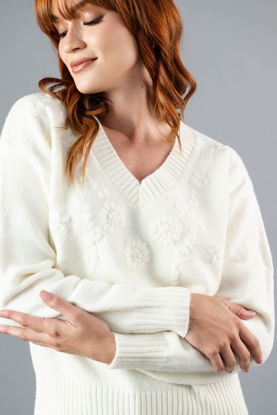 Imagen de Sweater Cuello V detalle Flores, Perlas   ( Exclusivo pagina )