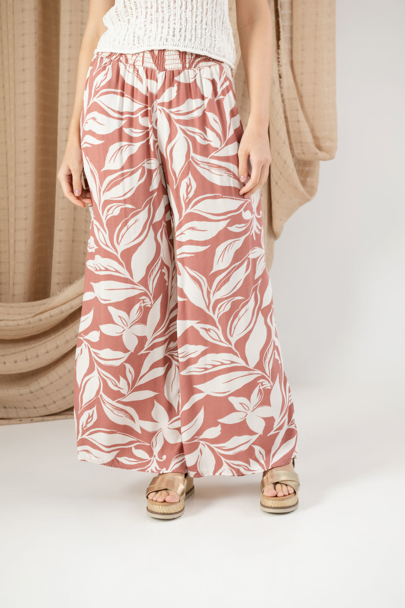 Imagen de Pantalon En Rayon Estampado, Cintura Elastico