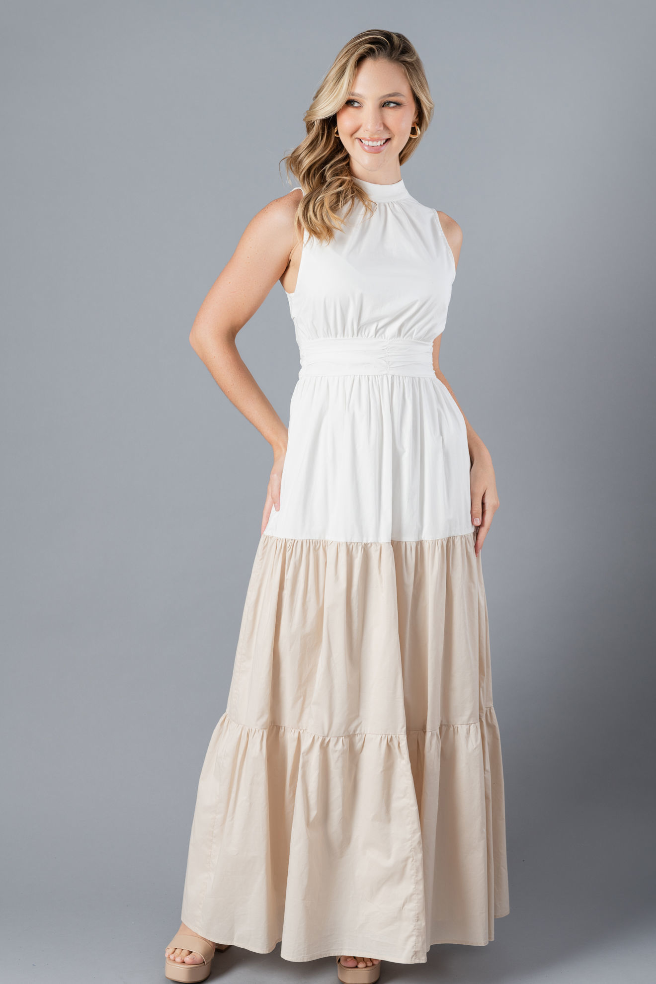 Imagen de Vestido Cuello Alto En Popplin
