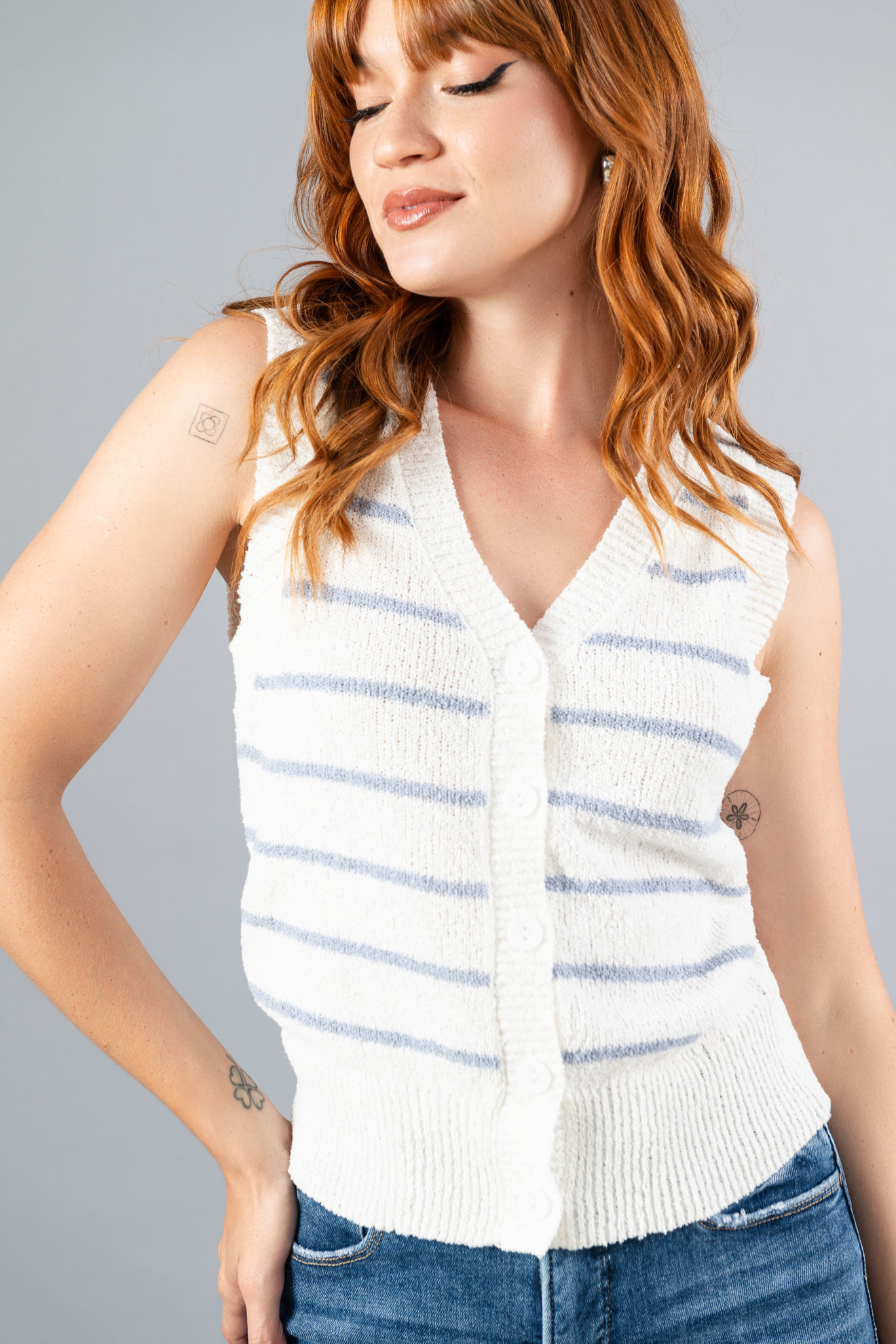 Imagen de Blusa Estilo Chaleco En Rayas