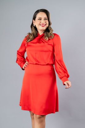 Imagen de Vestido En Satin Manga Larga, Cuello Alto