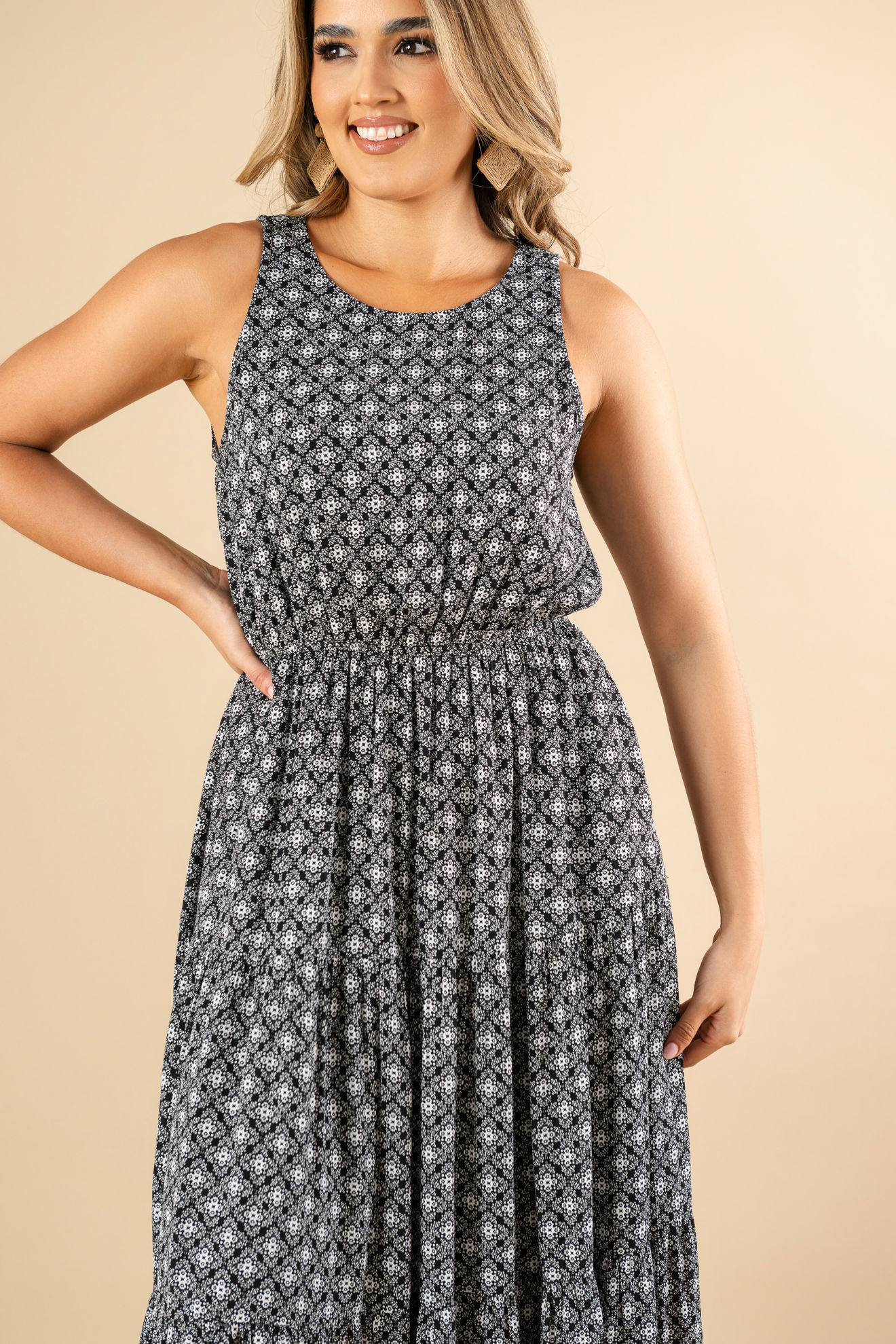 Imagen de Vestido En Rayon Sin Mangas