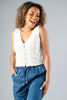 Imagen de Blusa En Tejido Estilo Chaleco, Botones
