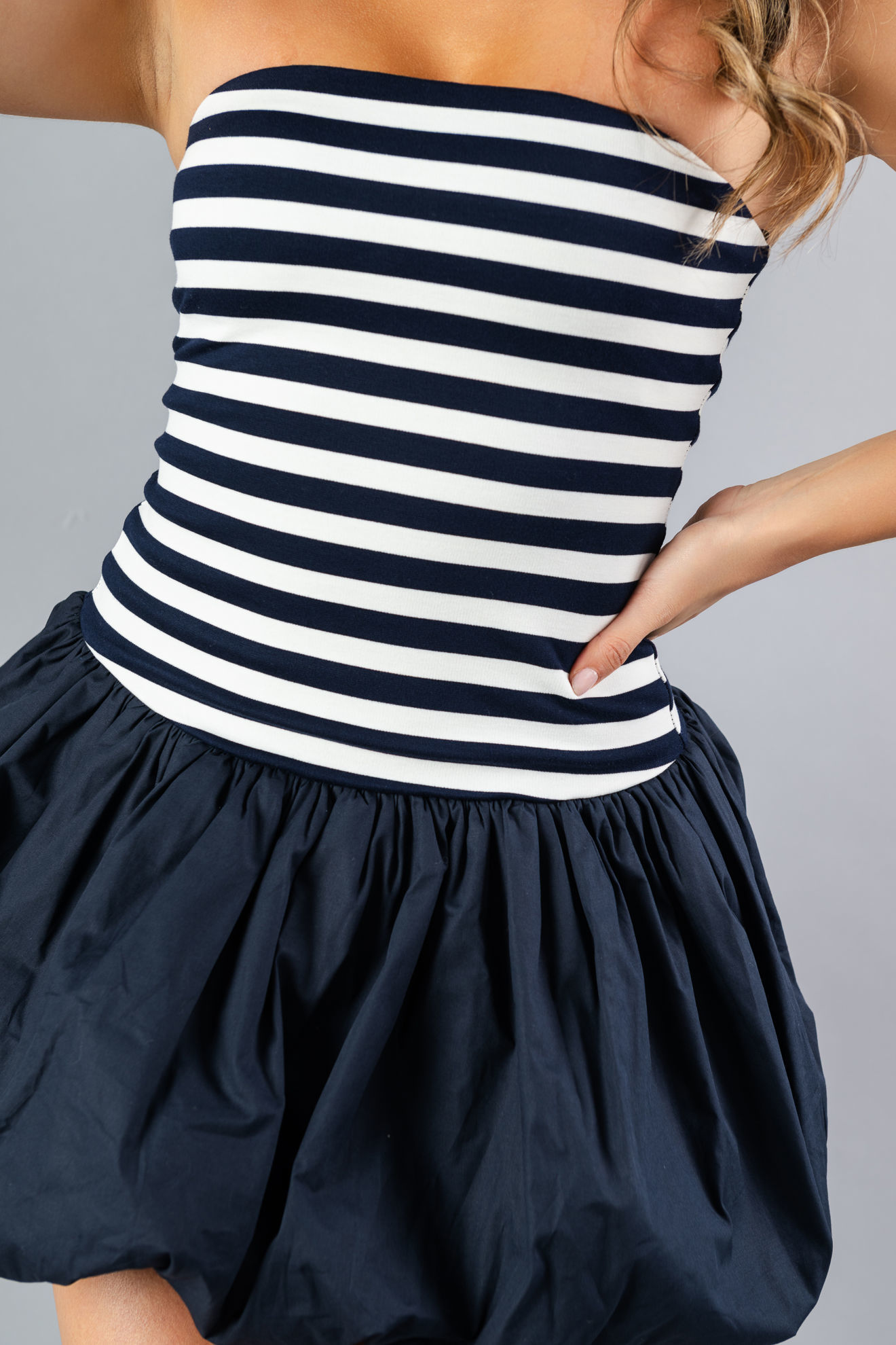 Imagen de Vestido Straple, Blusa Rayas Falda Balloon    ( Exclusivo Pagina)