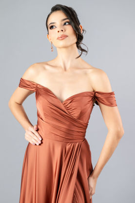 Imagen de Maxi Dress En Satin Off Shoulder