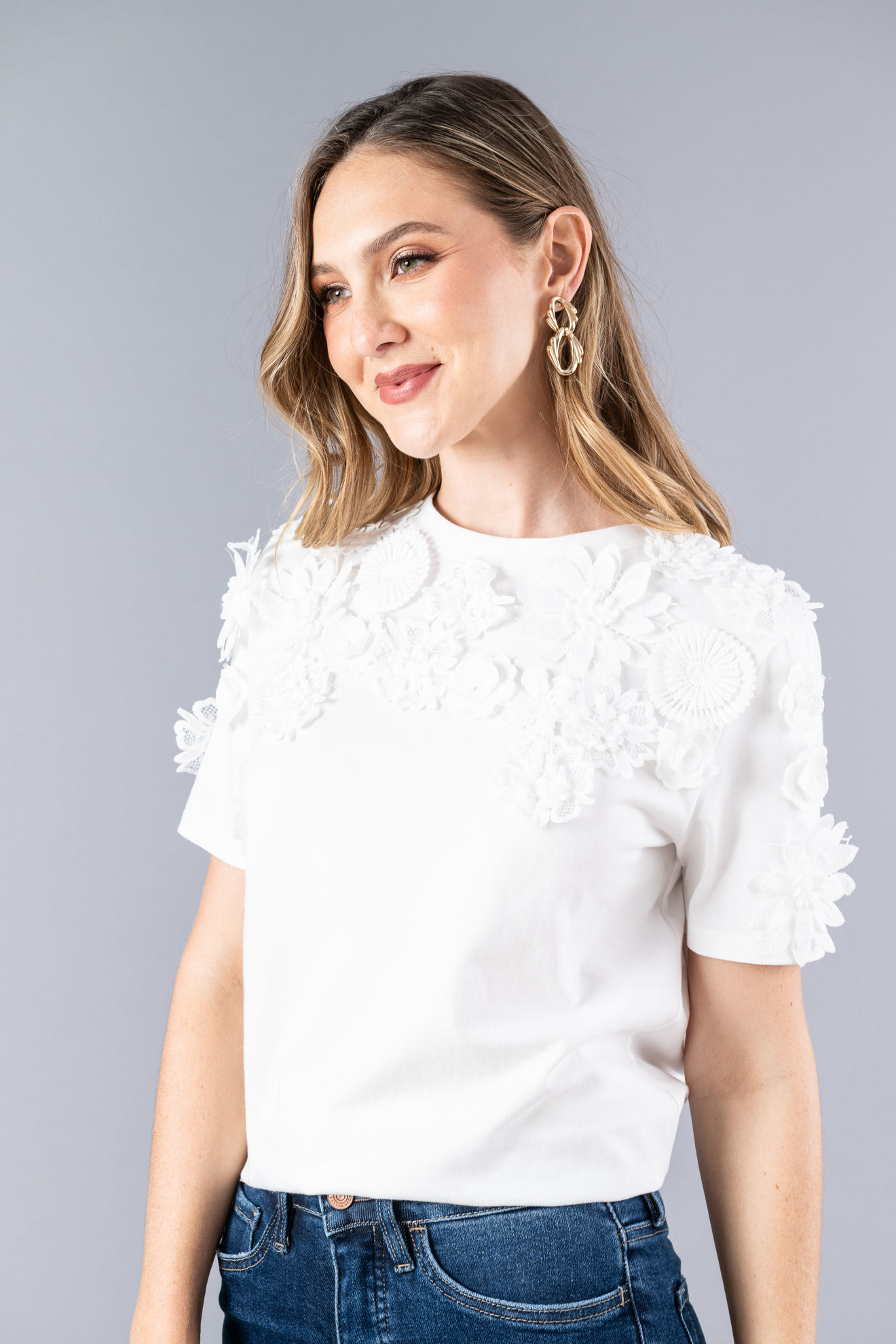 Imagen de T Shirt Detalle Flores En Relieve    ( Exclusiva Pagina)