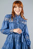 Imagen de Vestido Manga Larga Con Croche Cuello Alto, Botones Perla