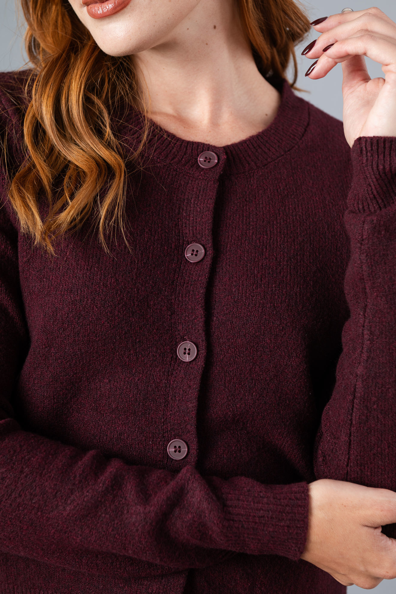 Imagen de Sweater Basico Botones, Cuello Redondo