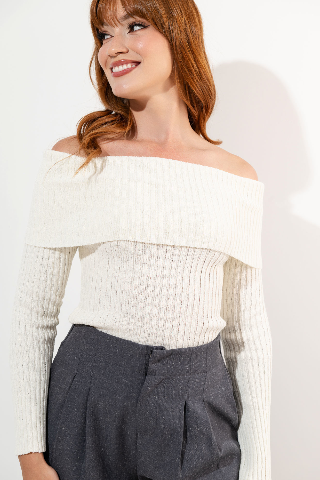 Imagen de Blusa Tejida Manga Larga Off Shoulder