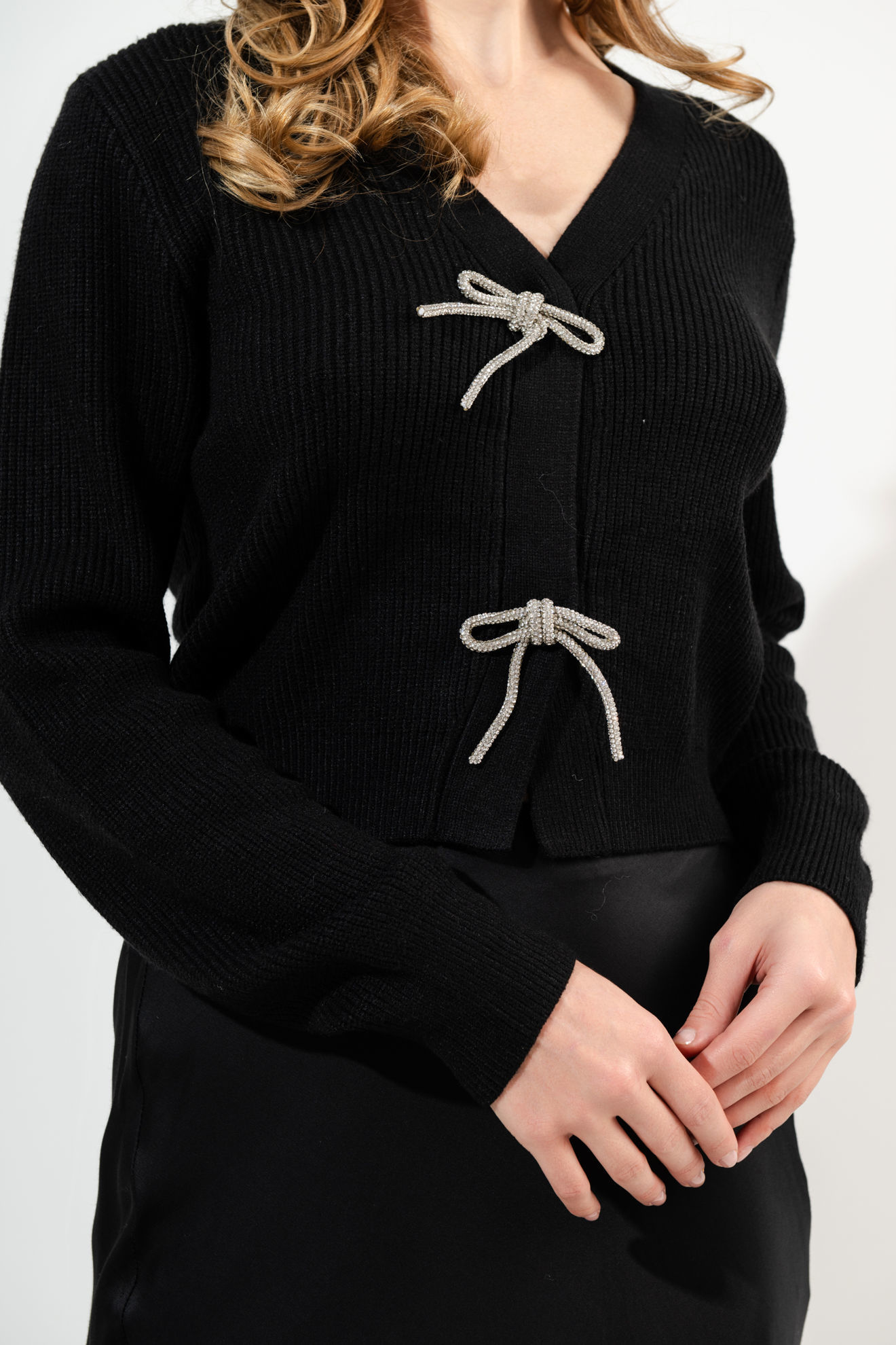 Imagen de Blusa Sweater Lazos Brillo