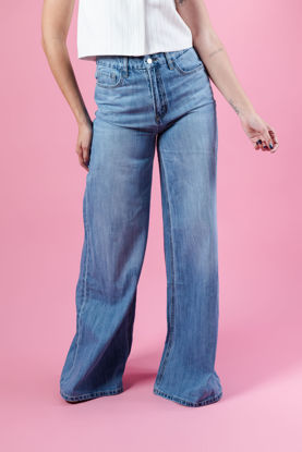 Imagen de High Rise Wide Leg Denim Jeans