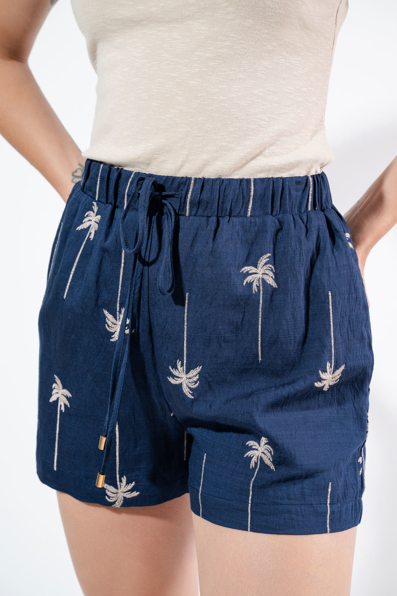 Imagen de Short En Rayon print Palmeras