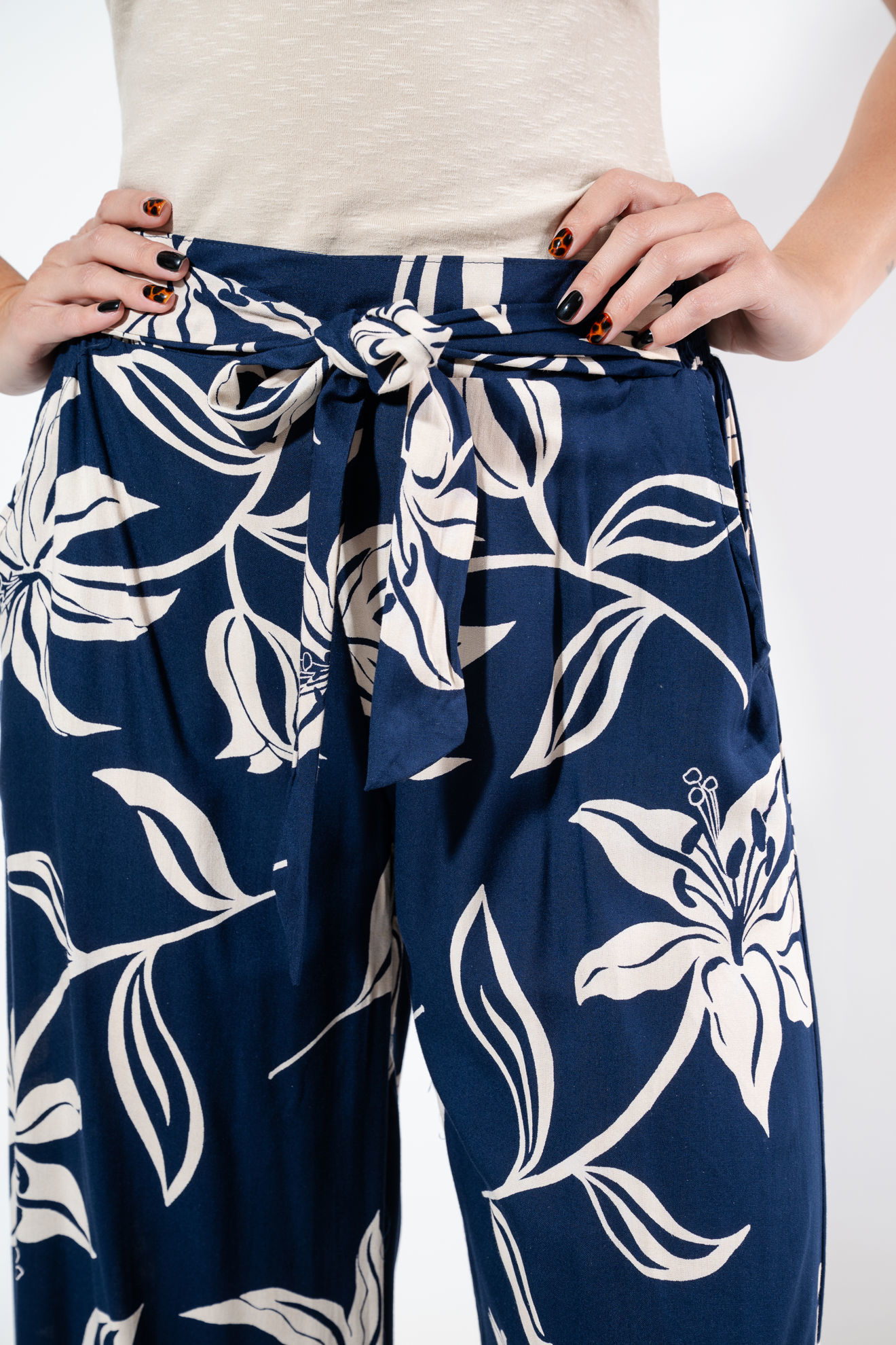 Imagen de Pantalon En Rayon Print Tropical