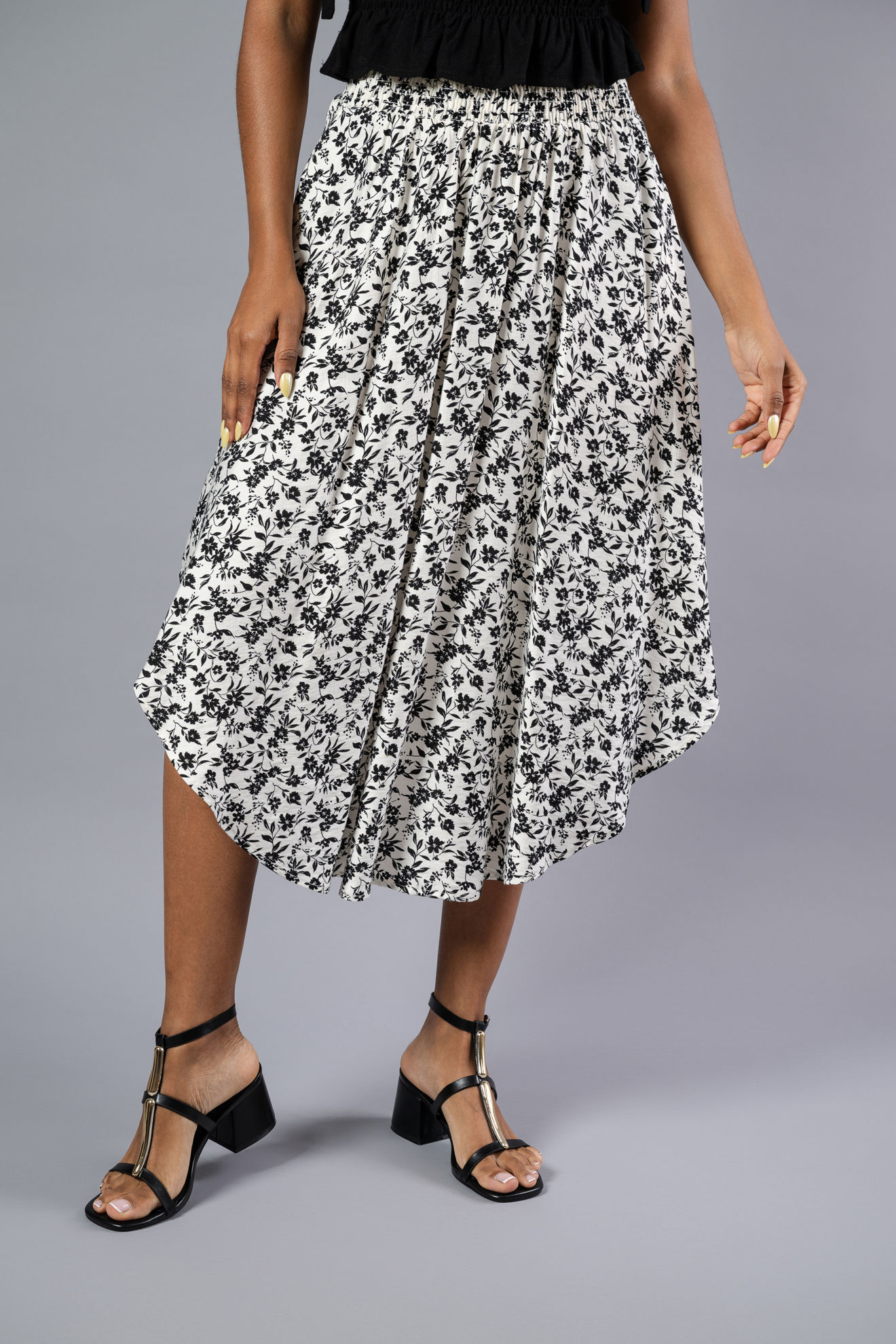 Imagen de Falda Print Florecitas Con Bolsillos