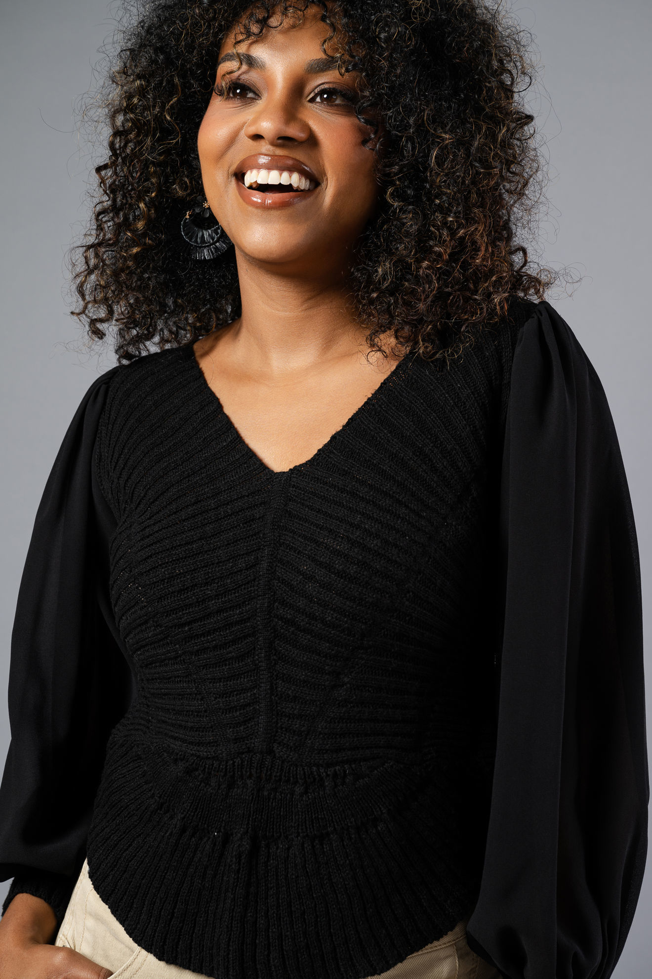 Imagen de Blusa Cuello V Mangas Chiffon