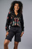 Imagen de Blusa En Rayon Floral Con Encaje Manga Larga (Exclusivo Pagina)