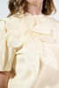 Imagen de Blusa Con Detalle Flor Relieve