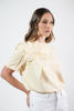 Imagen de Blusa Con Detalle Flor Relieve