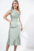 Imagen de Vestido En Satin Cuello Bobo