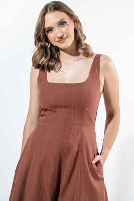 Imagen de Vestido Cuello Cuadrado