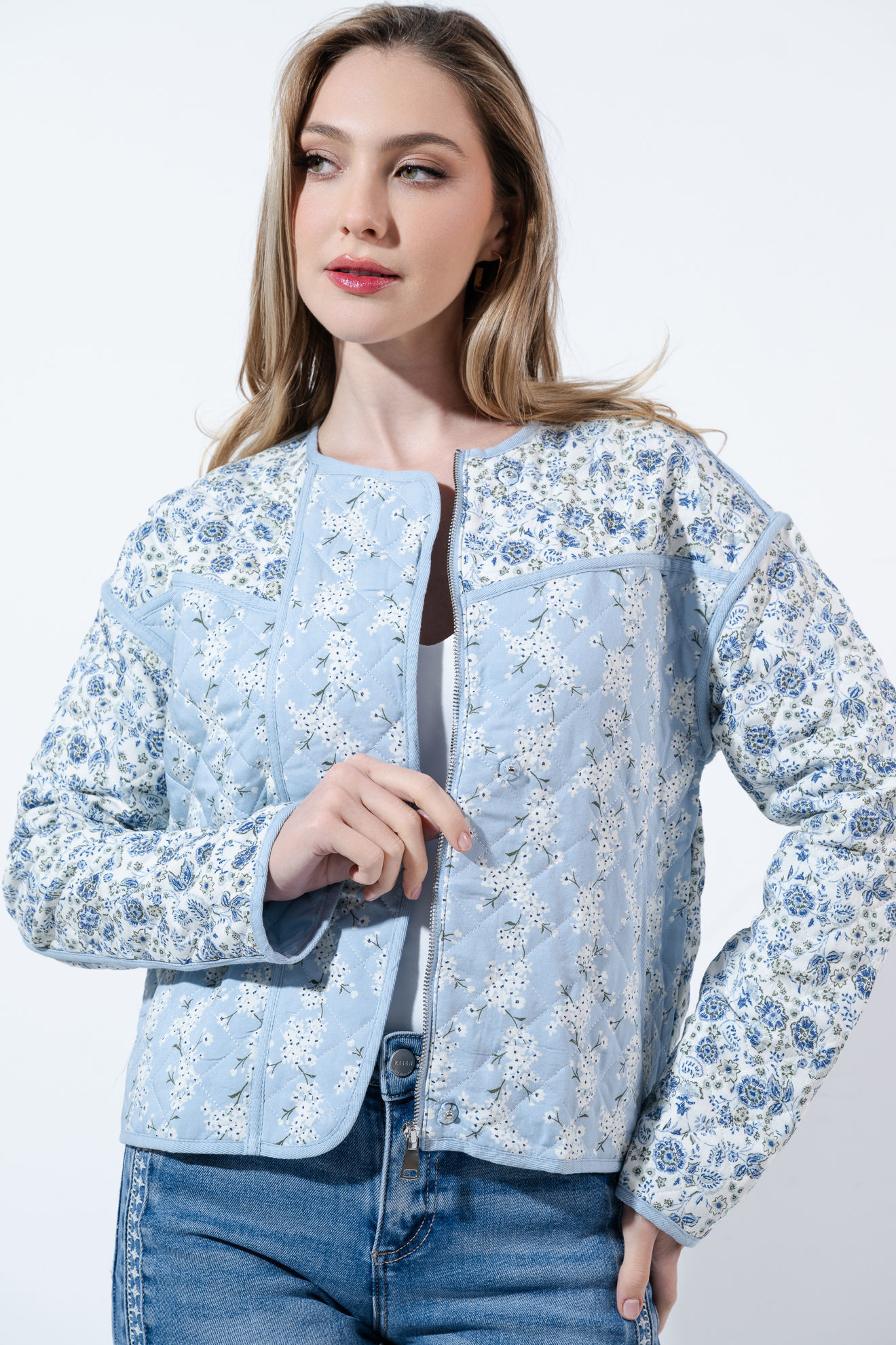 Imagen de Sweater Print Flores Con Ziper