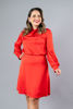 Imagen de Vestido En Satin Cuello Alto