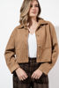 Imagen de Jacket En Suede Cuello Camisero Y Botones Frente